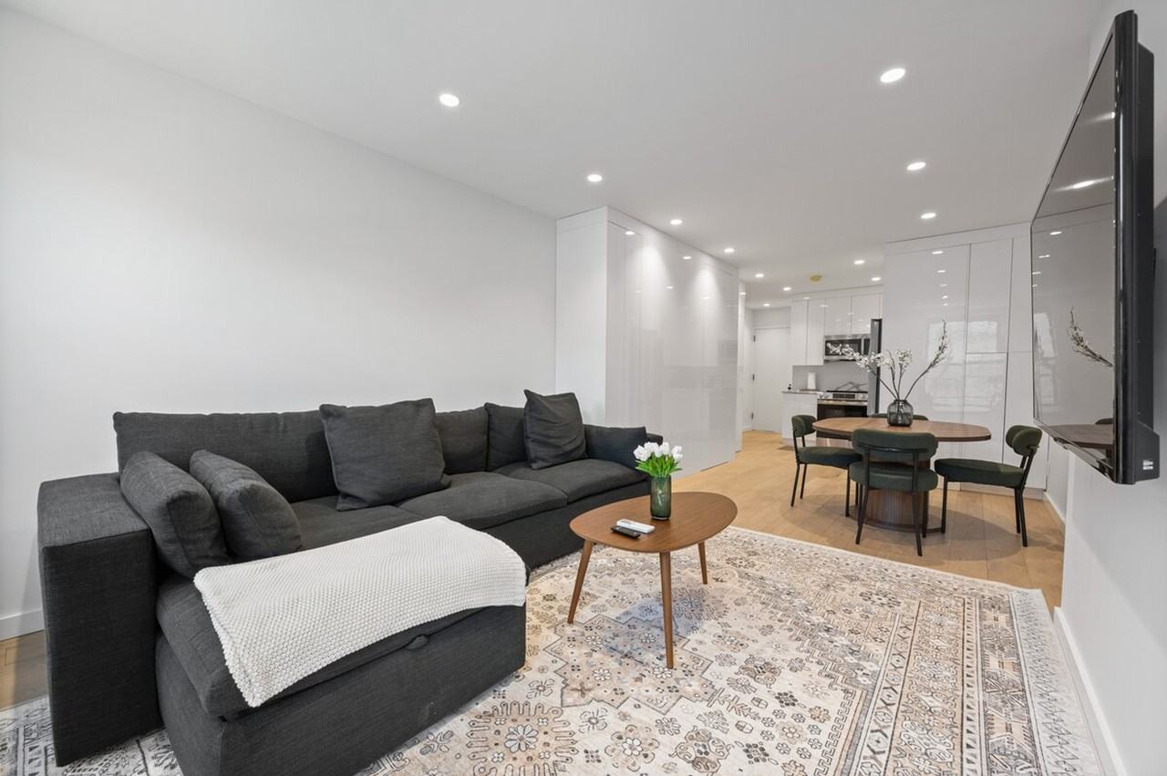 472 Columbus Ave #1388746P - Photo 5 of 15