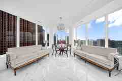 1 King St W - Photo 1 of 1