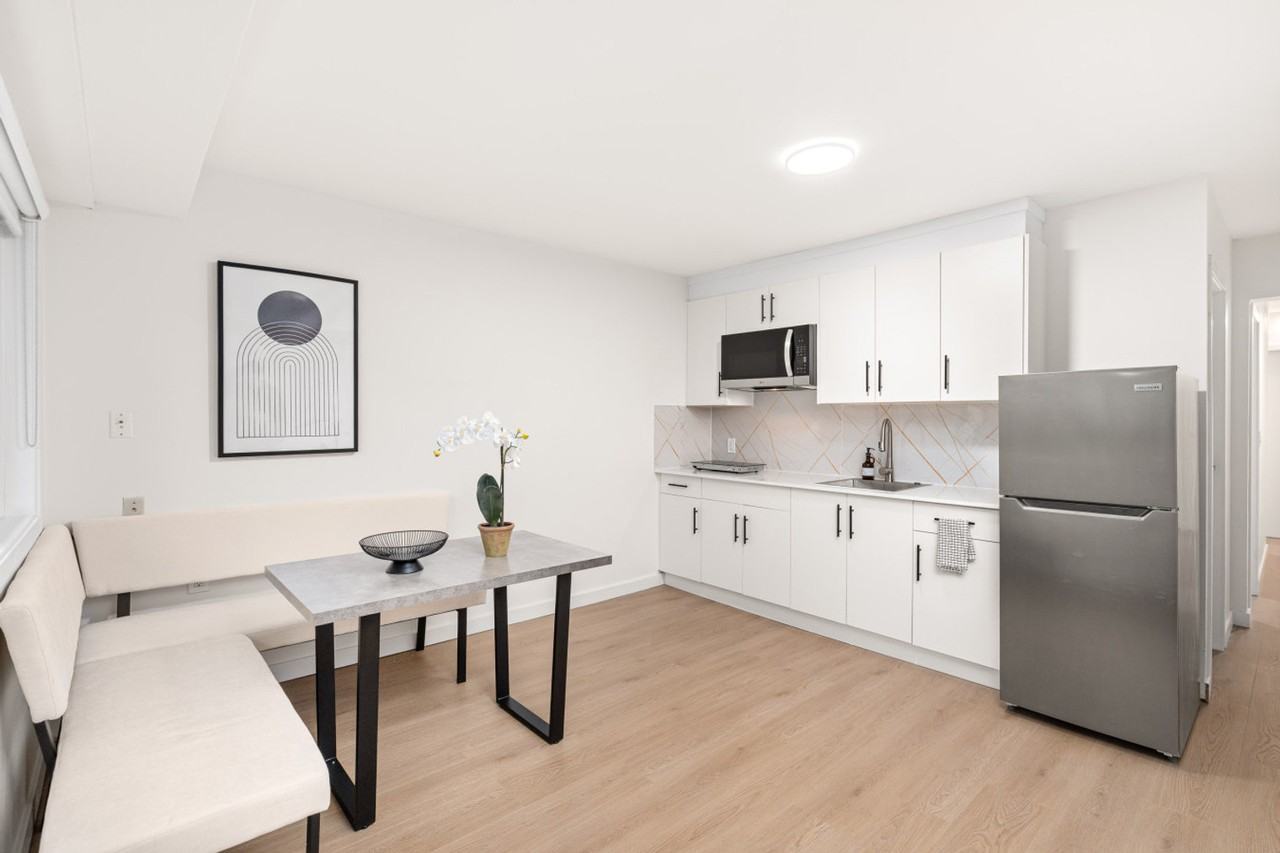 3011 East 29th Ave #1389290P - Photo 7 of 17