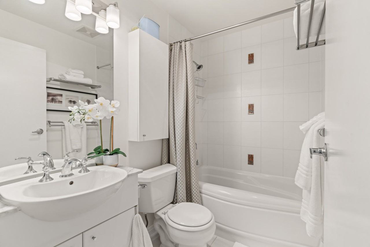 168E Esplanade E #1438322P - Photo 5 of 23