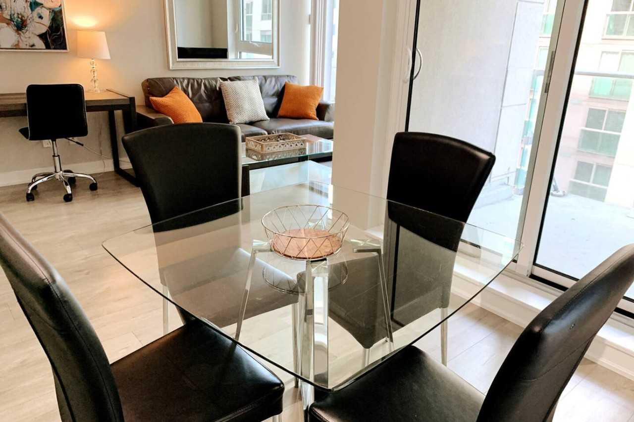 199 Richmond St W #1471511P - Photo 2 of 12