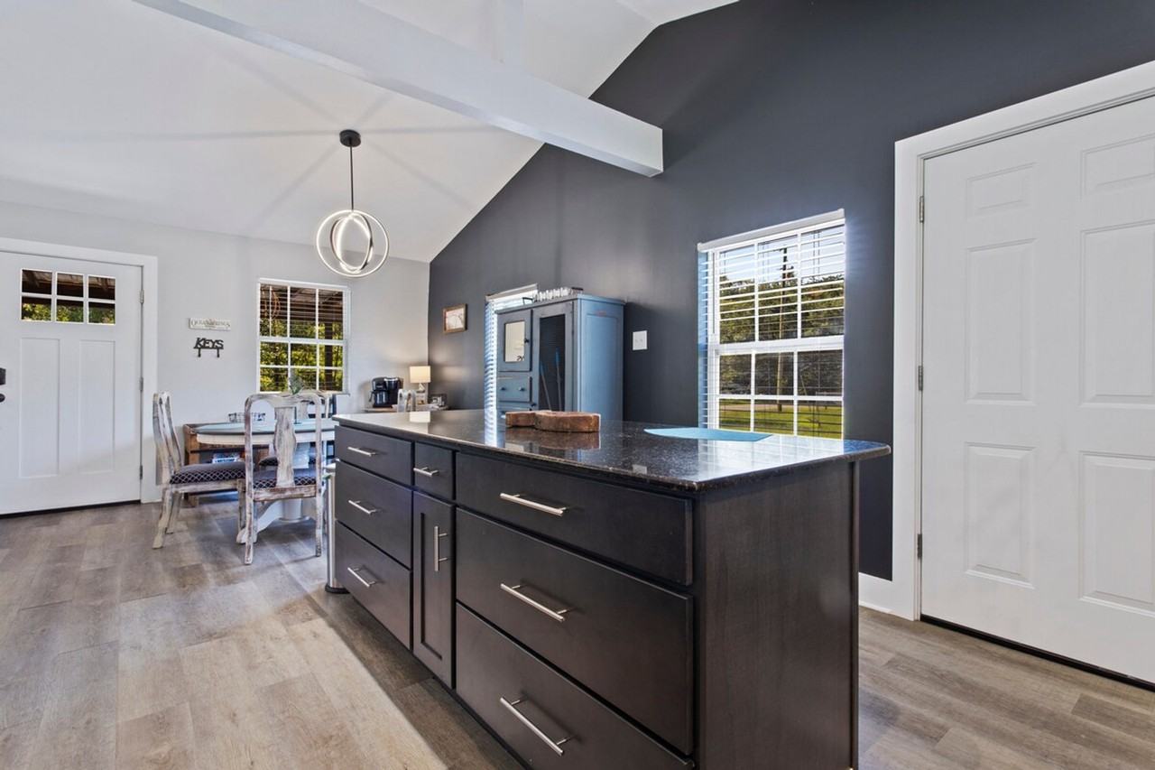 6733 Mary St #1491689P - Photo 6 of 26