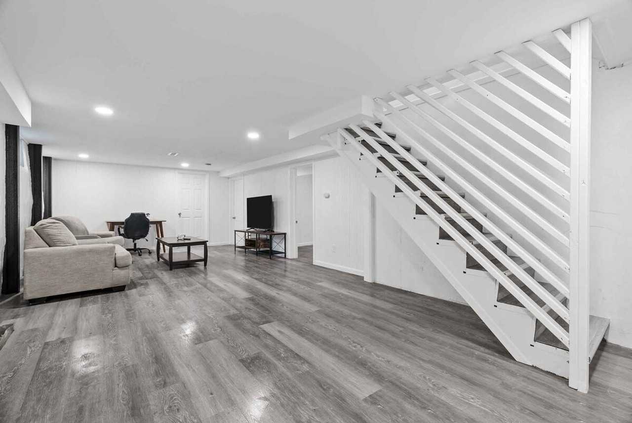 2648 Garham Dr #1472890P - Photo 2 of 30