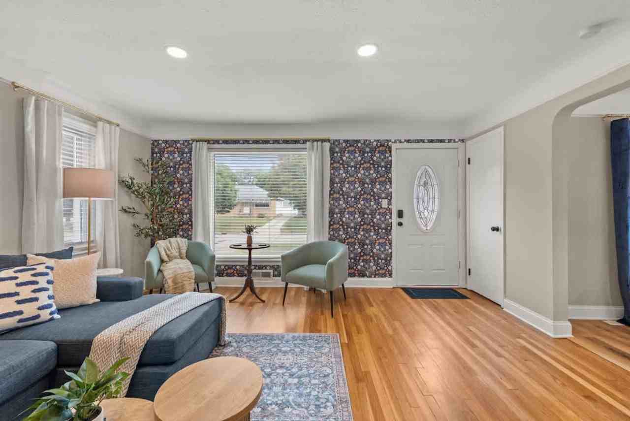 6536 Lawnwood Ave #1496105P - Photo 2 of 45