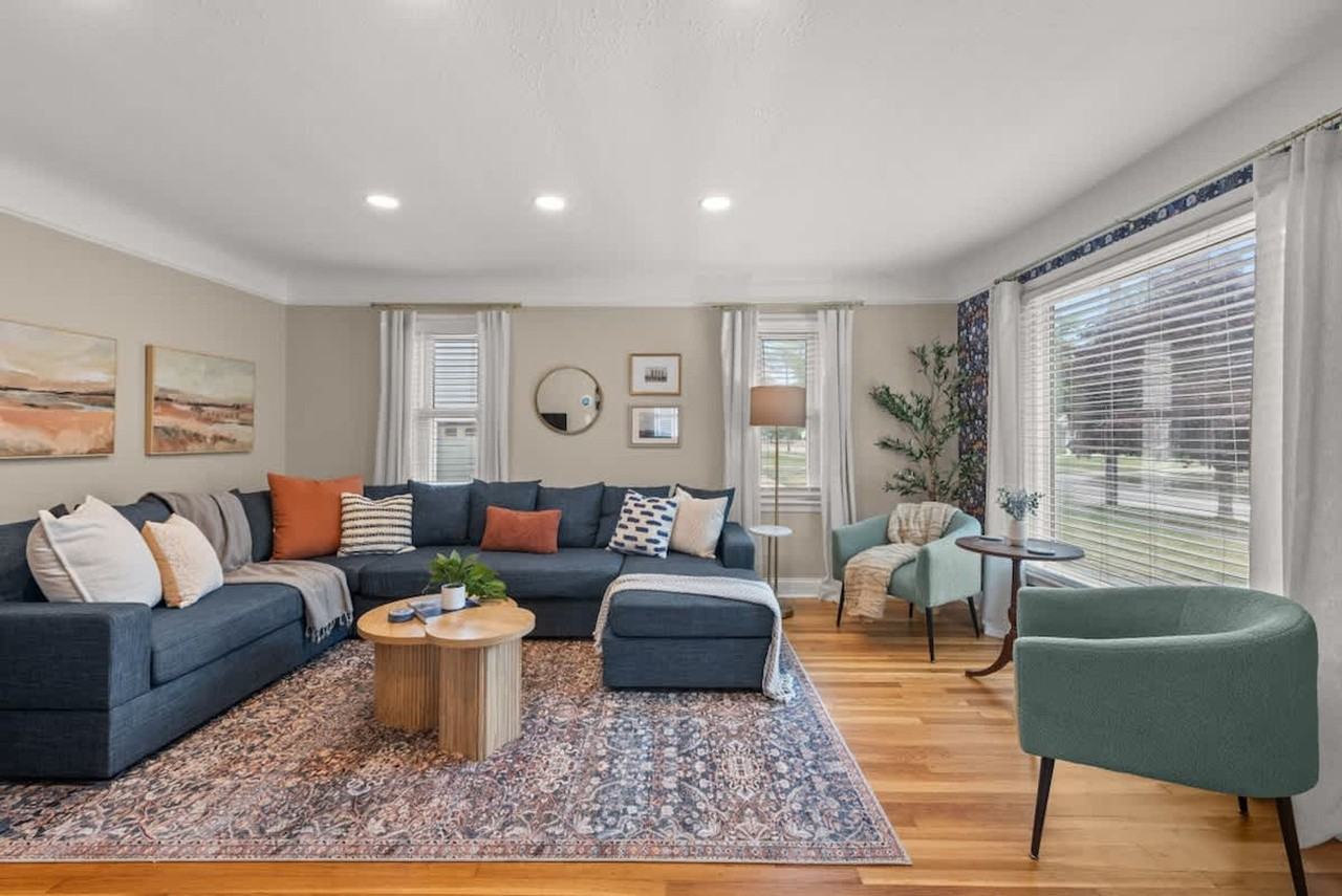 6536 Lawnwood Ave #1496105P - Photo 4 of 45