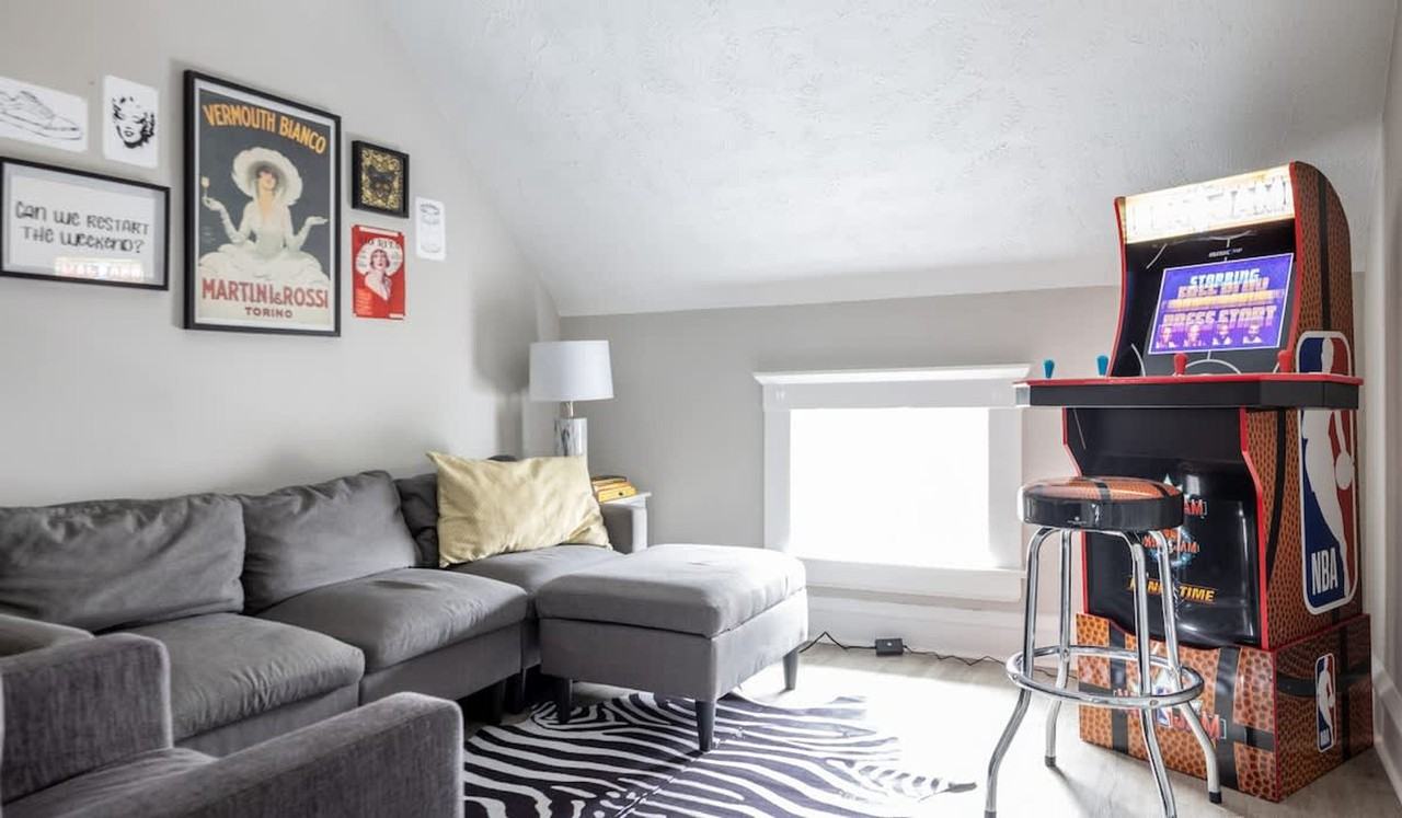 6011 Ellen Ave #1496079P - Photo 2 of 50