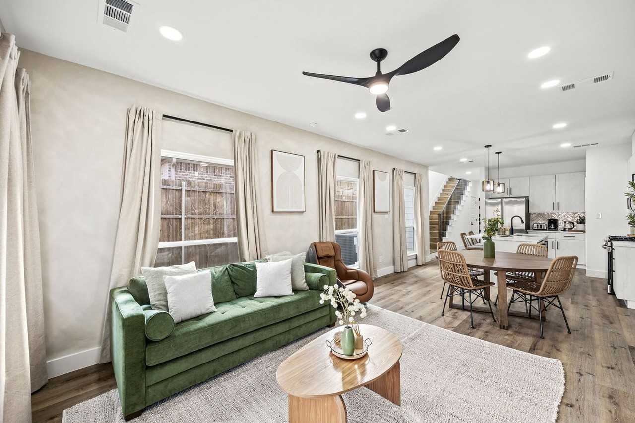 5702 Riverside Dr #1501122P - Photo 2 of 30