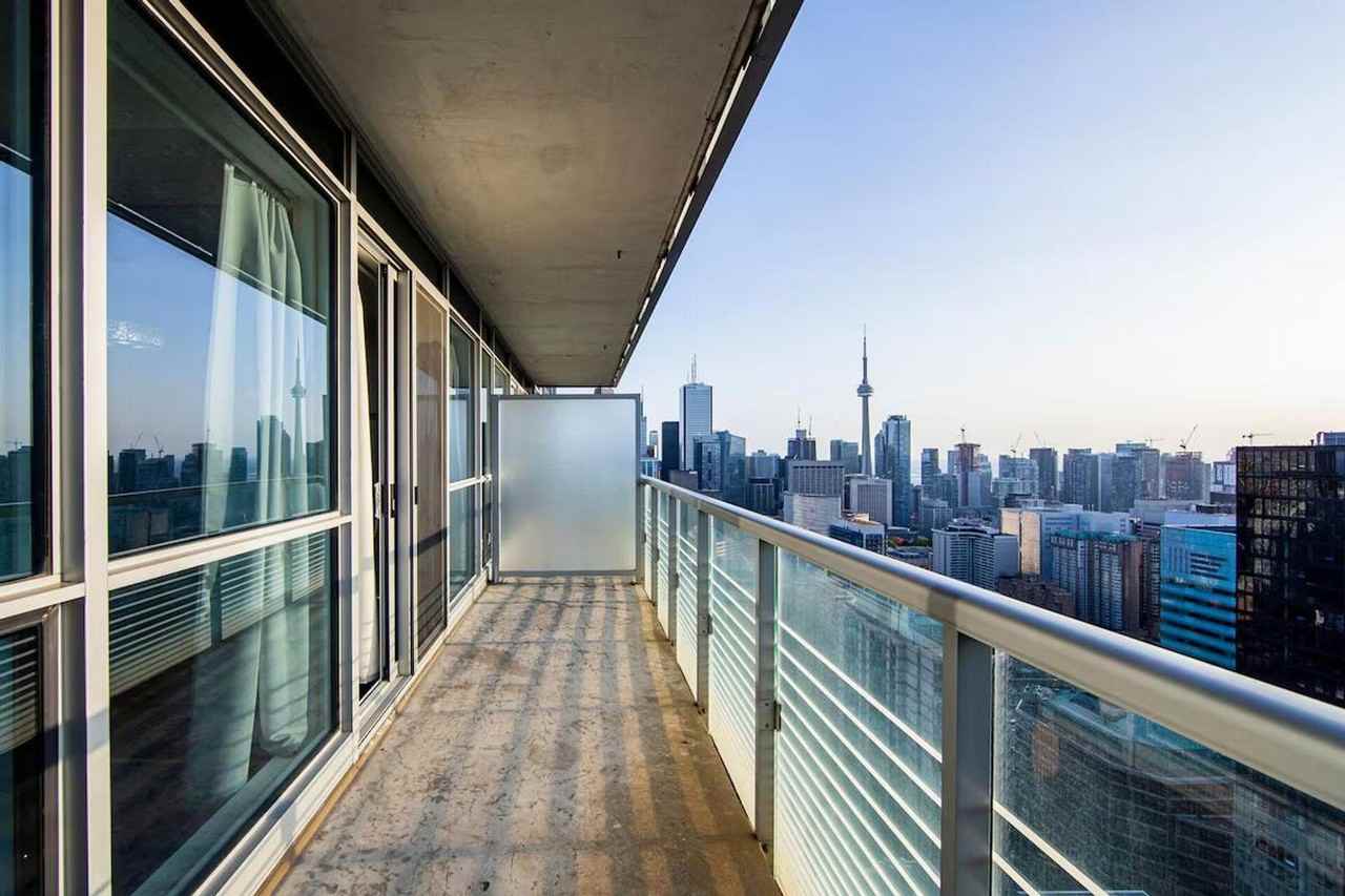 386 Yonge St #1502596P - Photo 7 of 33