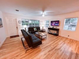 featured image of 3316 Se 4th St