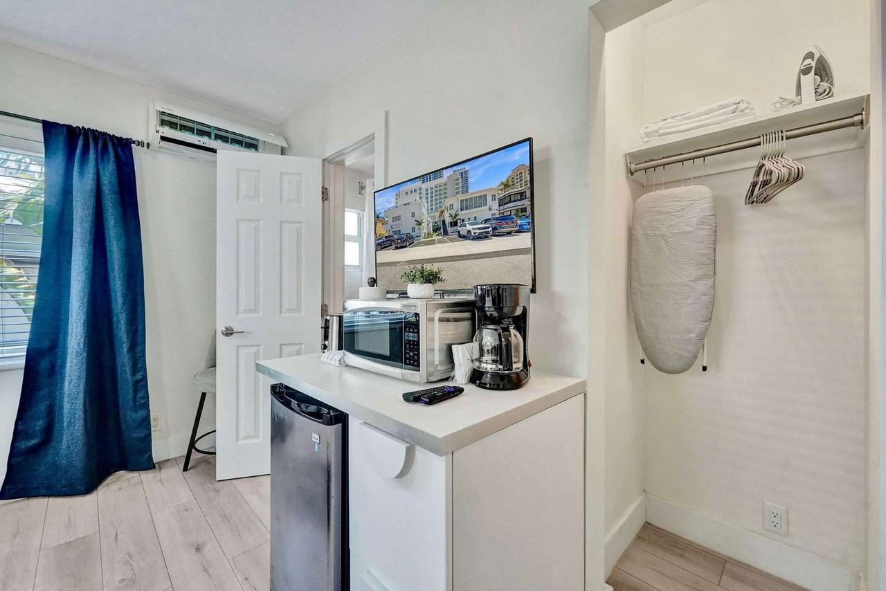 3020 Seville St #1503973P - Photo 2 of 30