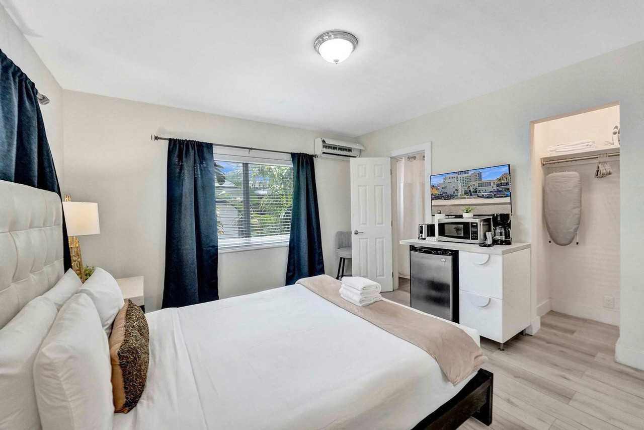 3020 Seville St #1503973P - Photo 5 of 30