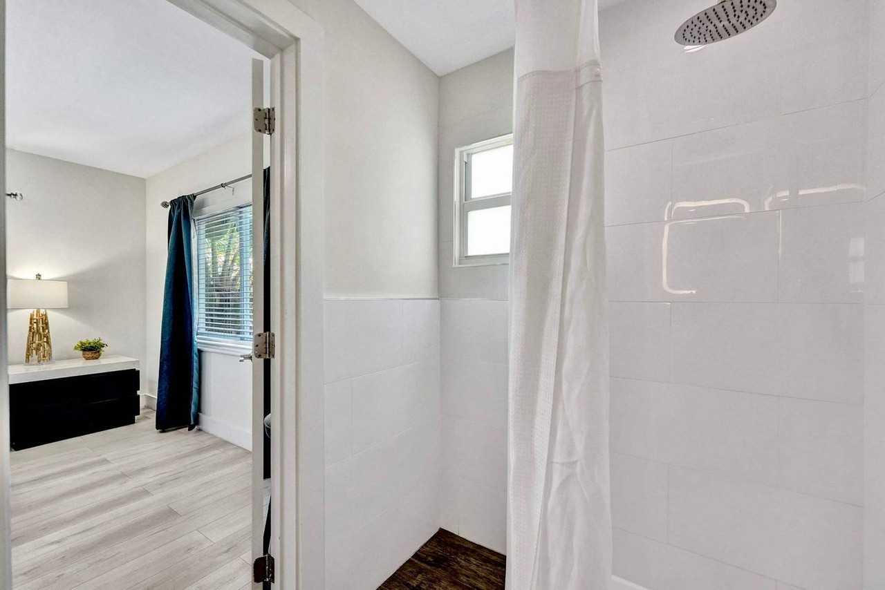 3020 Seville St #1503973P - Photo 6 of 30