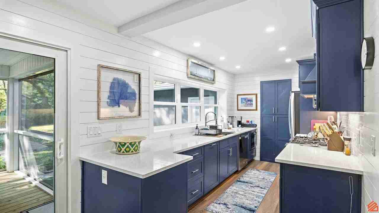 116 2nd Ave Sw #1502035P - Photo 6 of 40