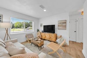 featured image of 281 Bryn Athyn Blvd