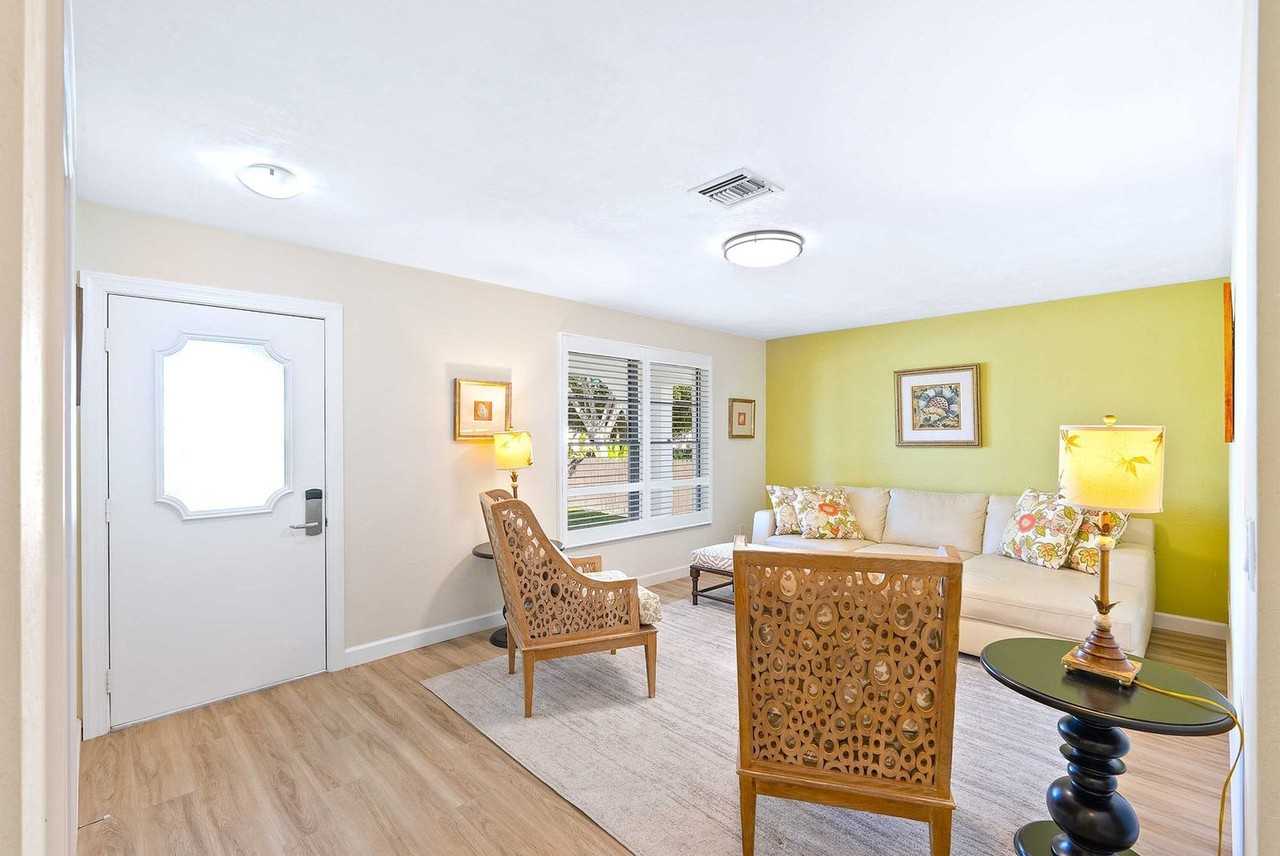 663 106th Ave N #1504161P - Photo 6 of 29