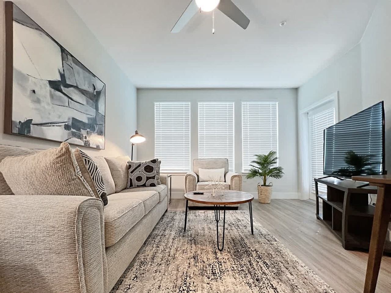 8901 Bertha Palmer Blvd #1504562P - Photo 5 of 36