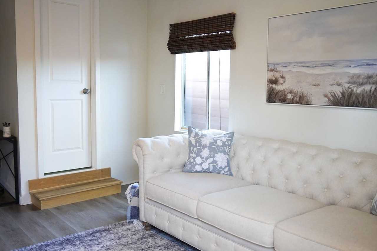 1078 Cosmo Ave #1506191P - Photo 5 of 17