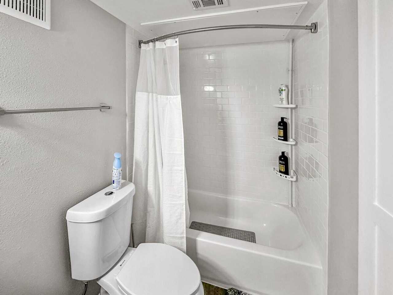 16951 Addison Rd #1507124P - Photo 6 of 16