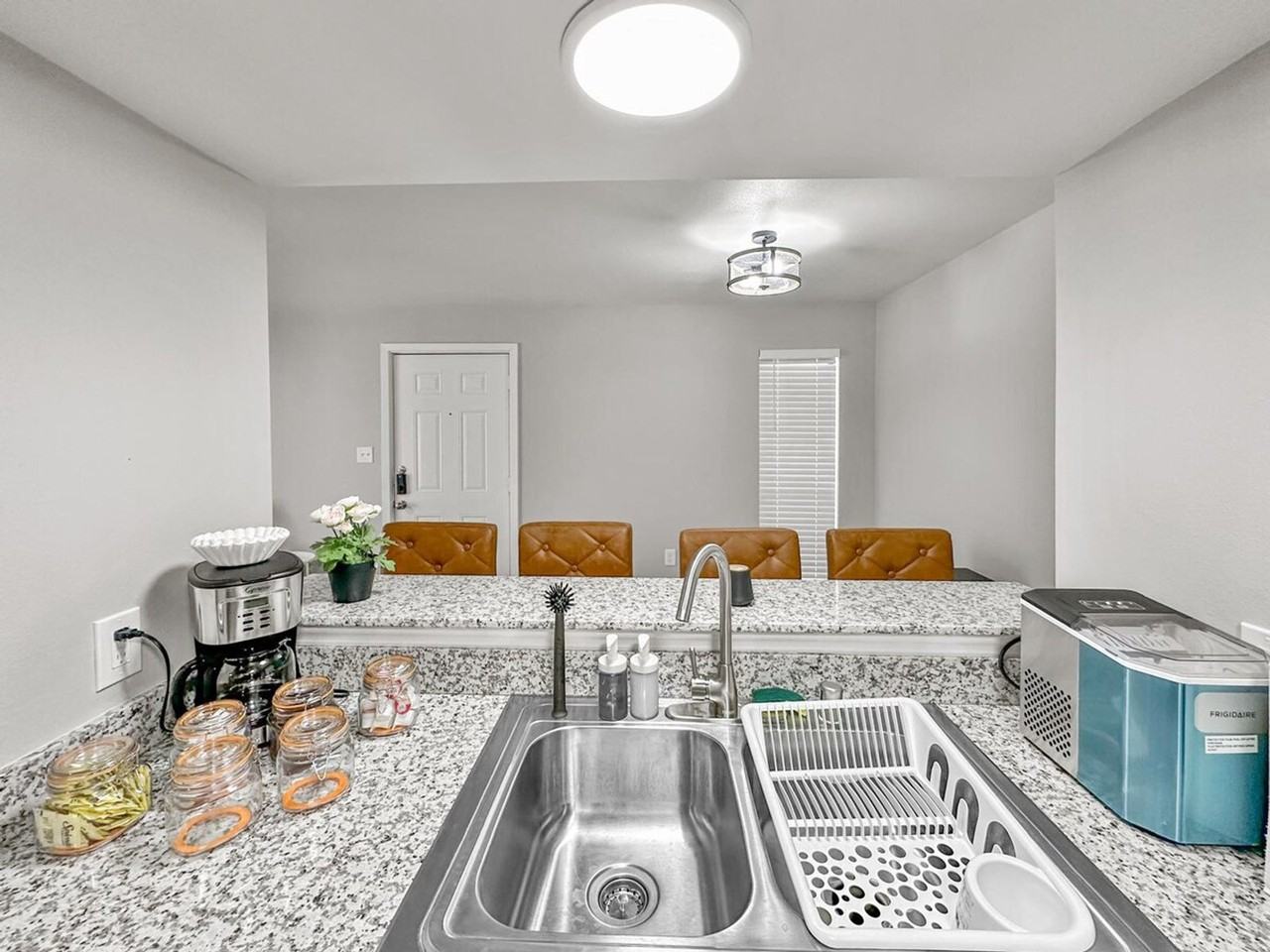 16951 Addison Rd #1507124P - Photo 7 of 16