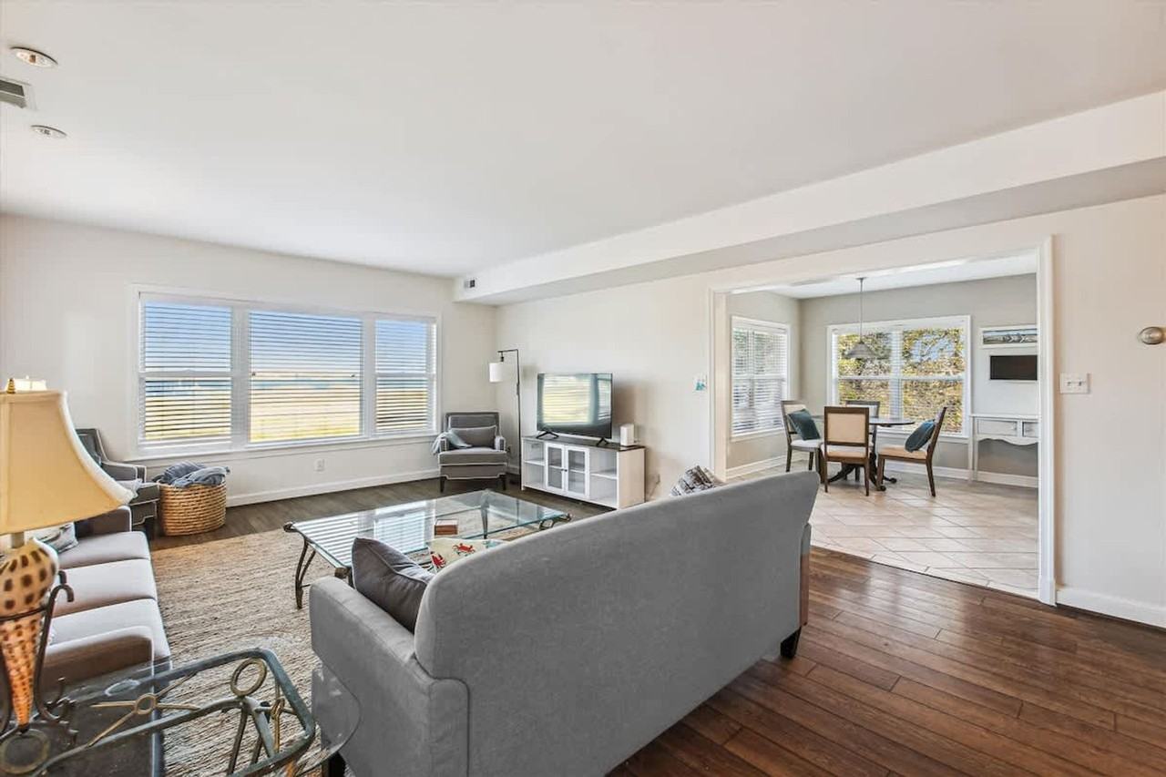 3736 1st Ave #1506234P - Photo 2 of 41