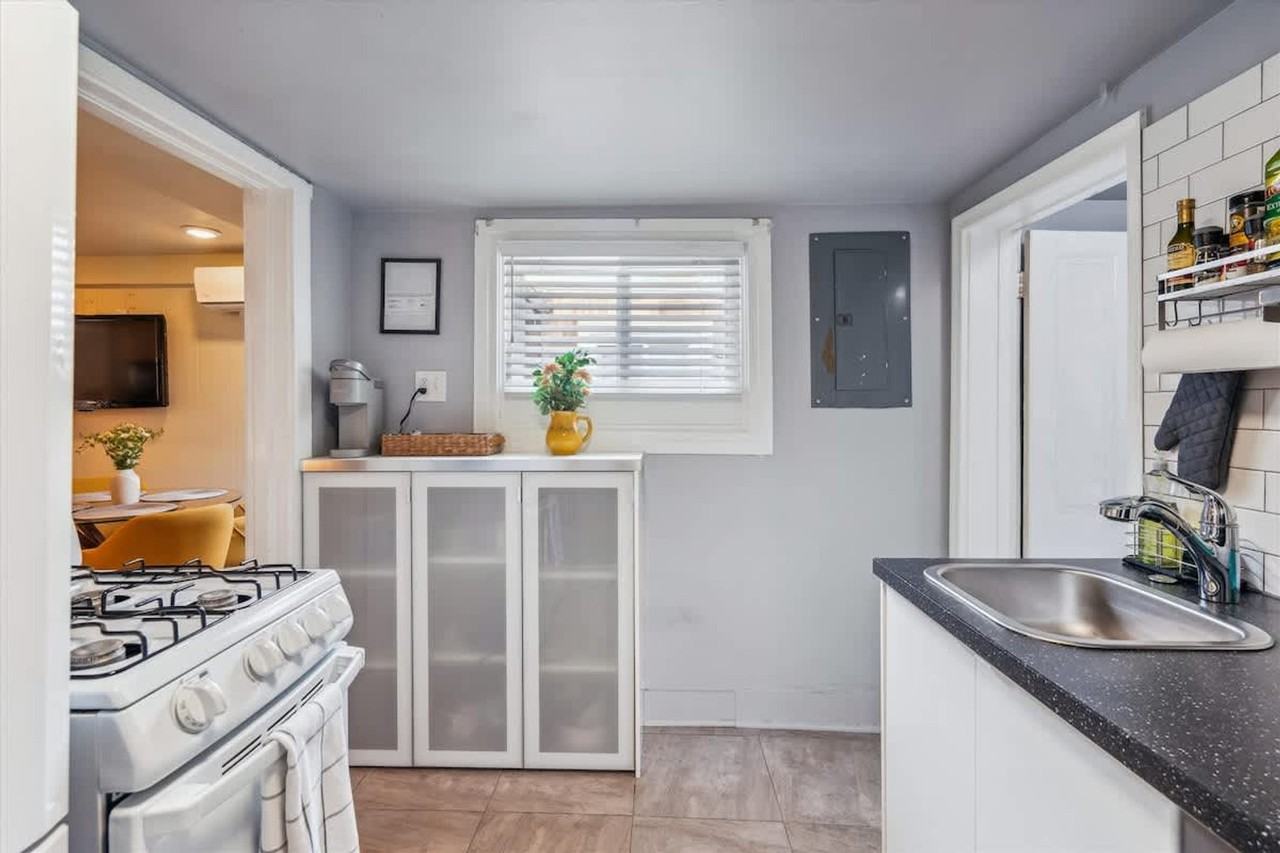 21 Dean St #1506231P - Photo 6 of 19