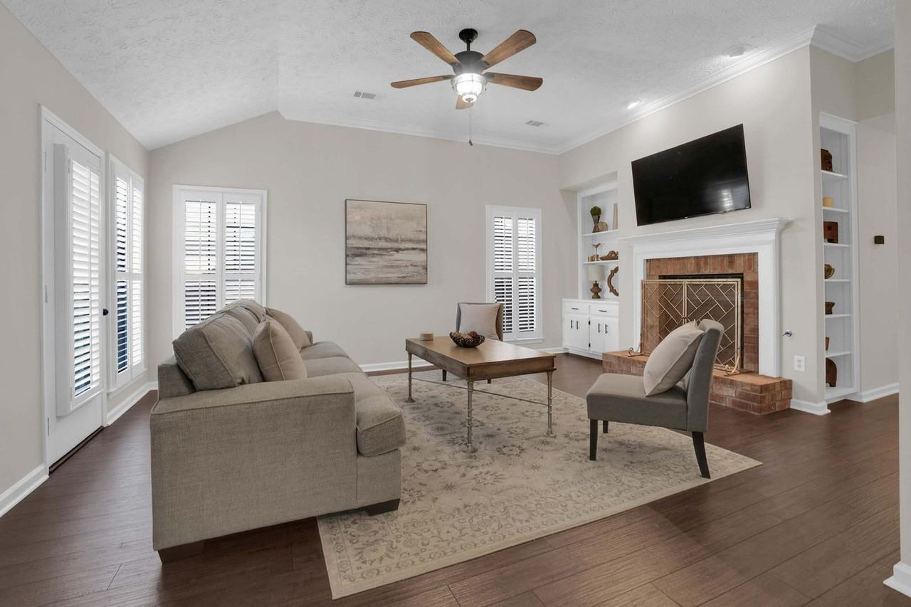 4023 Ware Hill Dr #1507324P - Photo 2 of 32