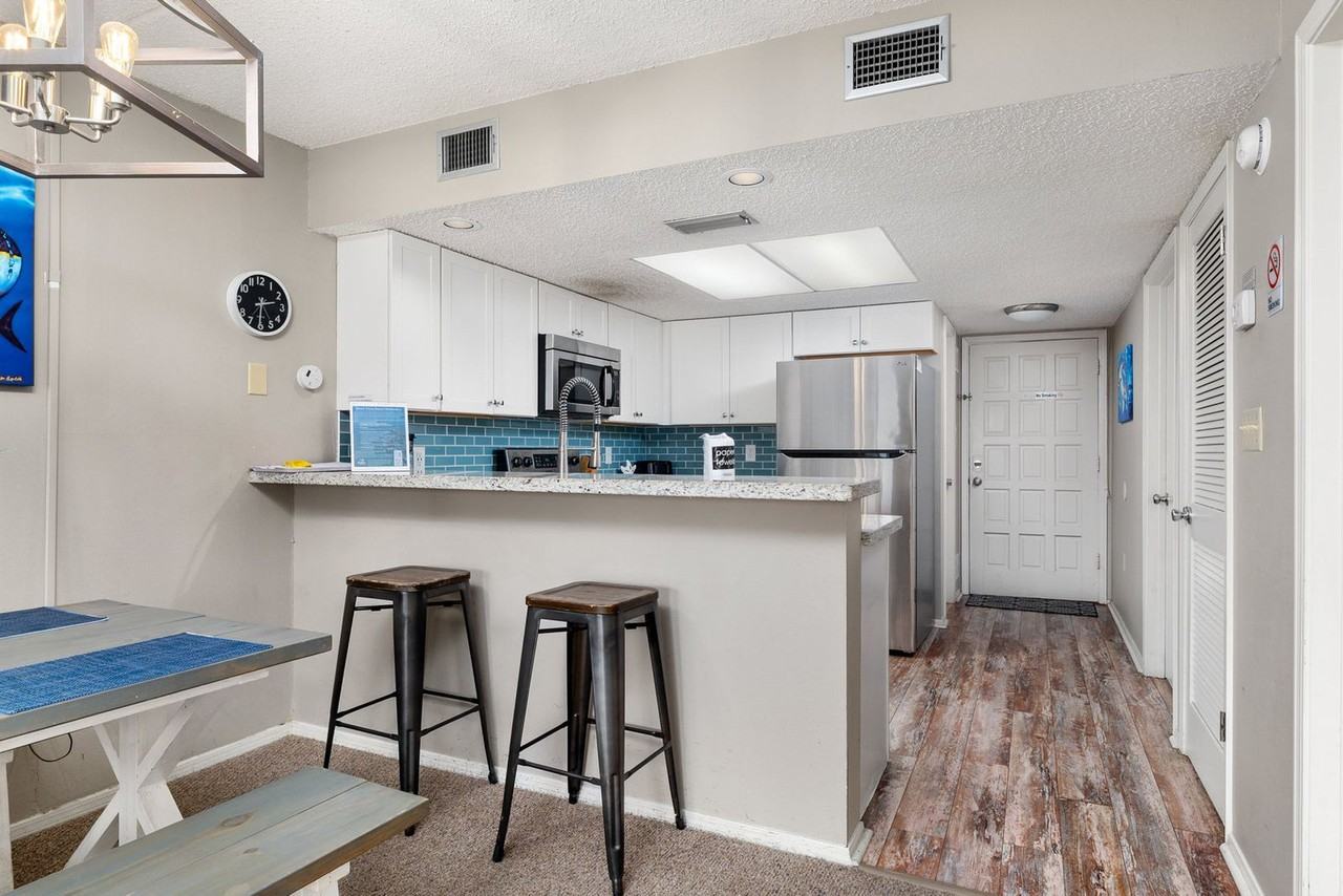 115 E Coronado Dr #1507755P - Photo 7 of 17