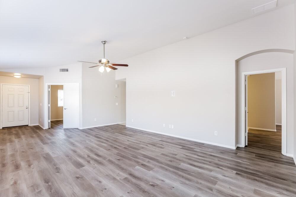 2710 S 108th Ave - Photo 6 of 16