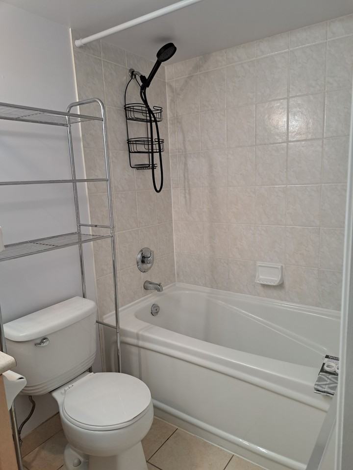 23 Oneida Crescent - Photo 5 of 6