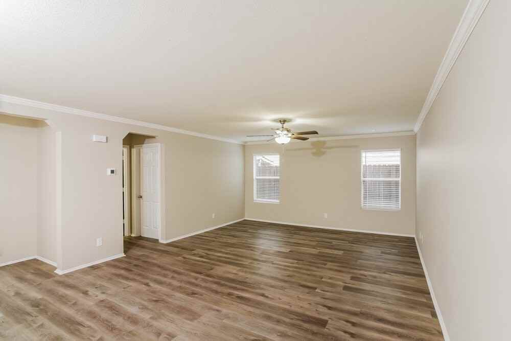 9946 Kent Frst - Photo 4 of 17