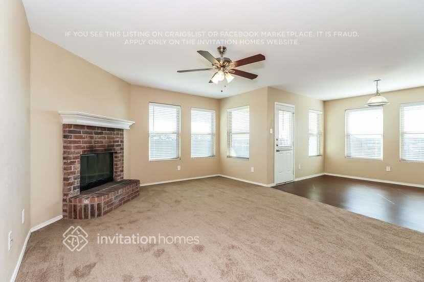 2435 Buffalo Run - Photo 3 of 20