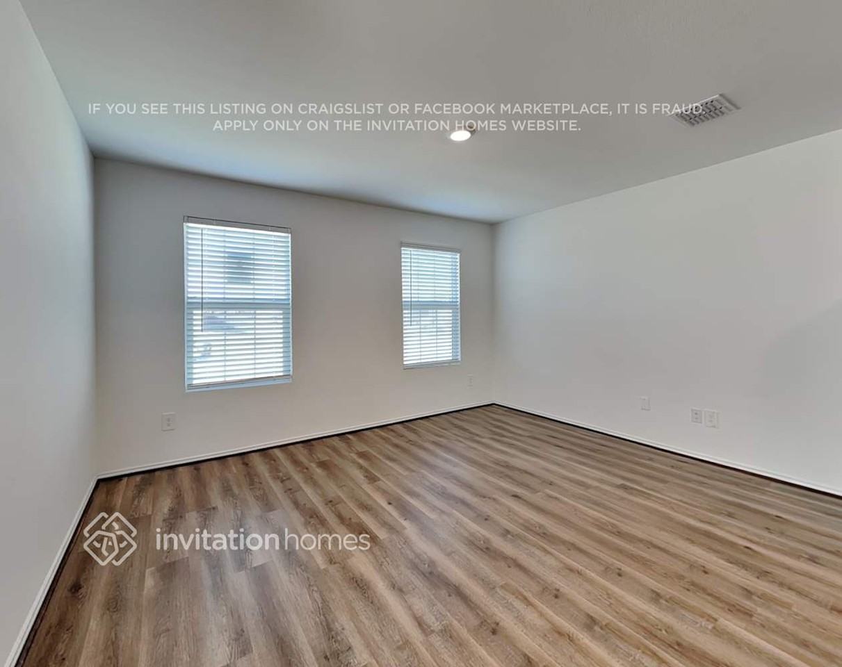 2938 Greenhorn Ave - Photo 3 of 18