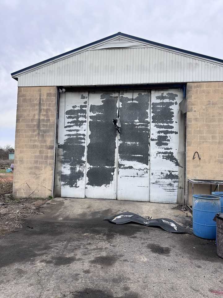 220 Ferry Rd #1 - Photo 2 of 3