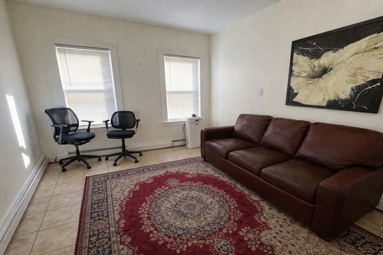 85 Linden Street #1 - Photo 3 of 7