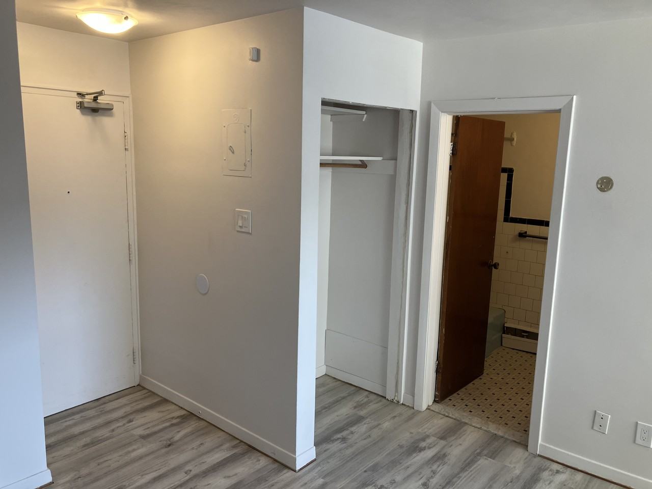 192 Somerset Street West #3 - Photo 6 of 20