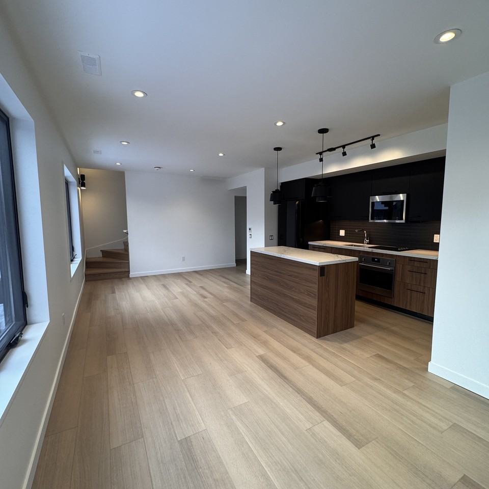 1085 Davenport Road #D - Photo 2 of 12