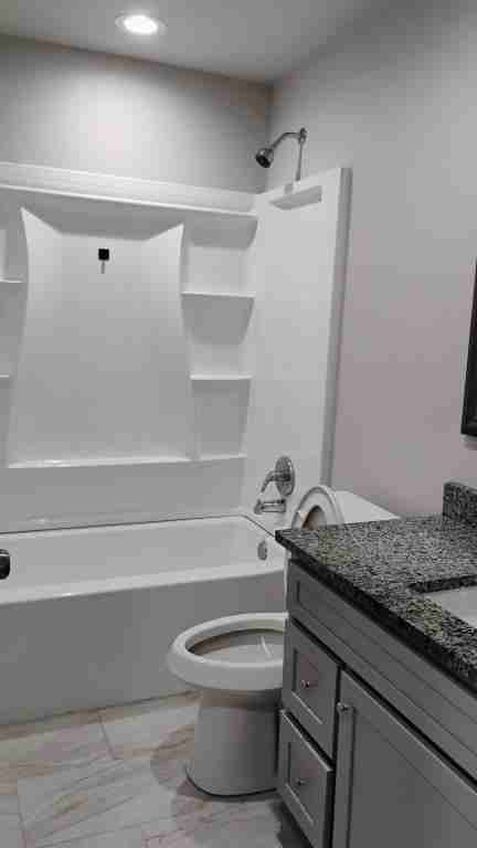 210 Hoover Ln - Photo 6 of 12