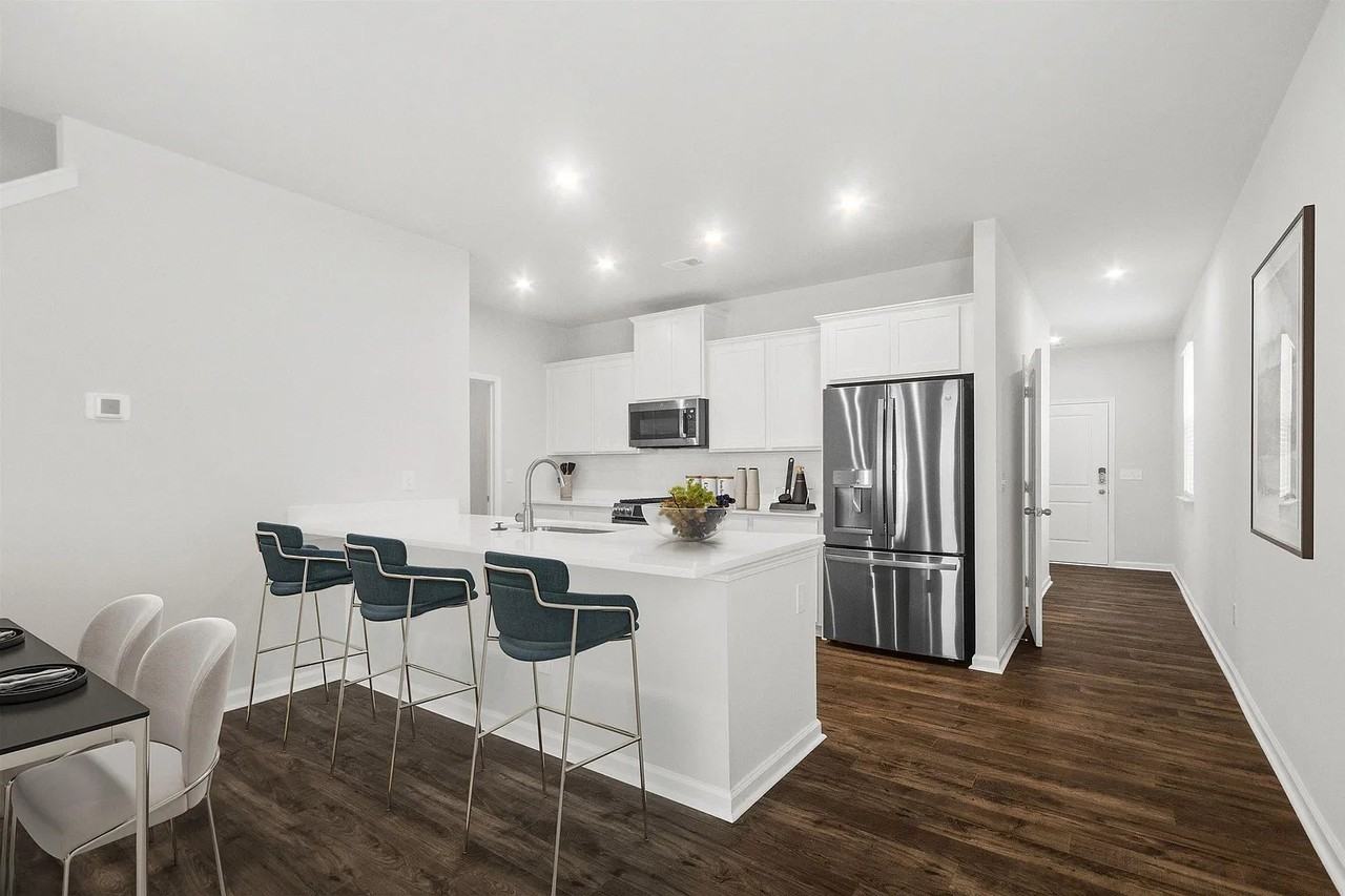 403 Mariene Dr #1 - Photo 7 of 40