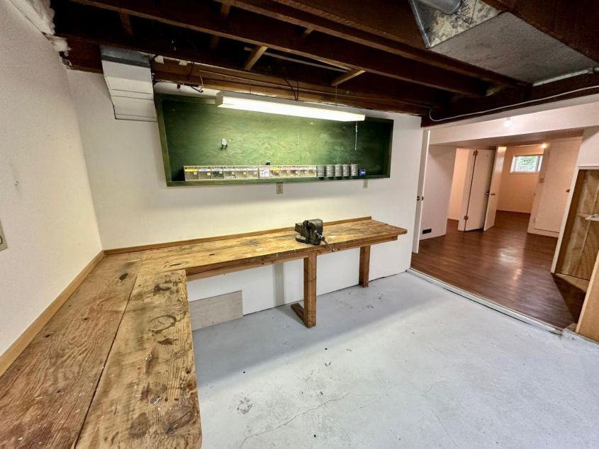 6087 Macdonald St #1 - Photo 2 of 23