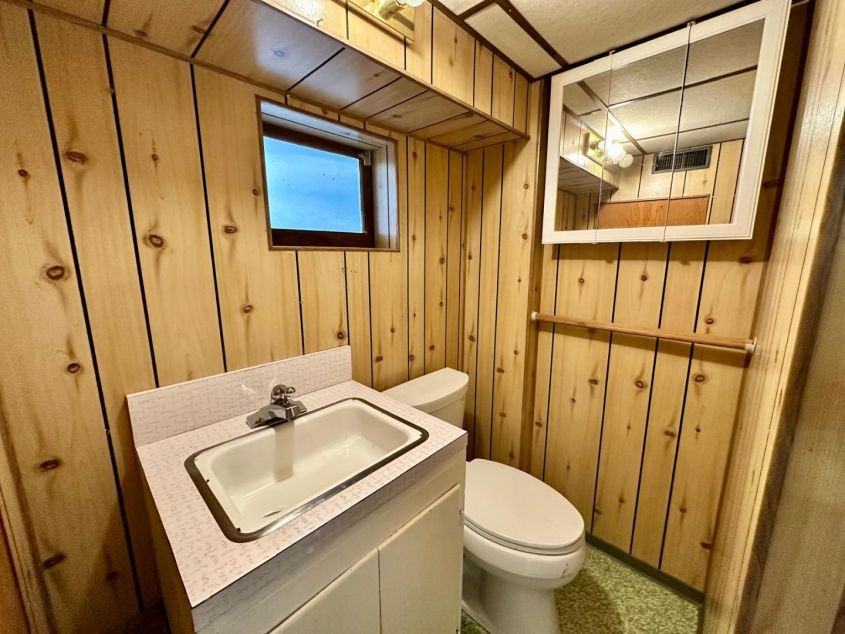 6087 Macdonald St #1 - Photo 3 of 23