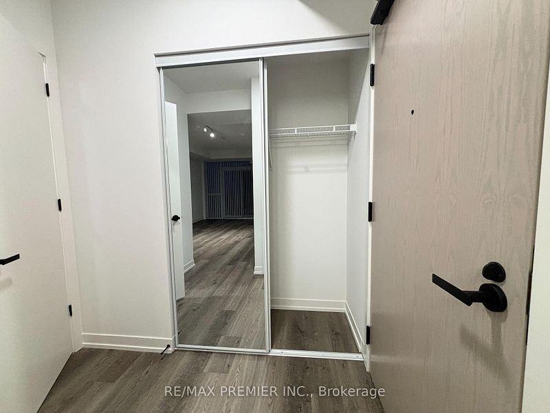 8 Interchange Way #5815 - Photo 4 of 13