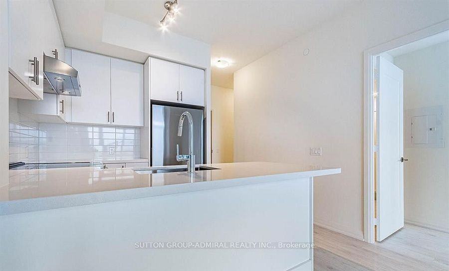 8960 Jane Street #315 - Photo 7 of 15