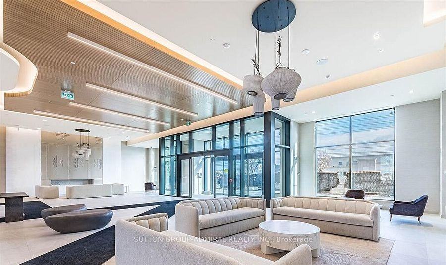 8960 Jane Street #315 - Photo 4 of 15