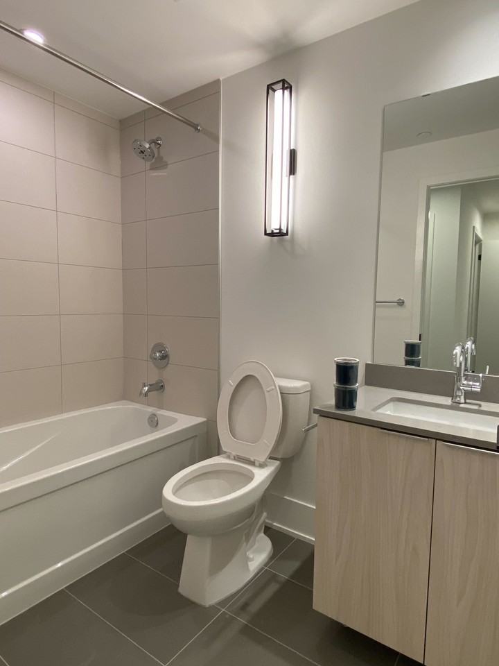 123 Portland Street - Photo 4 of 7