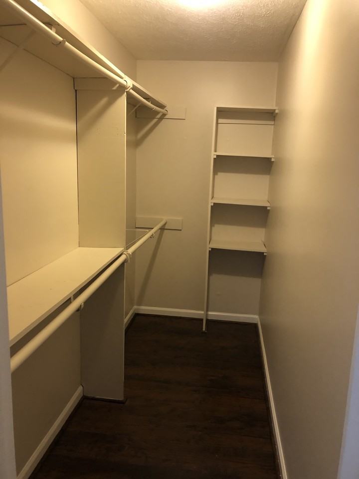 6397 Phillips Pl - Photo 5 of 24