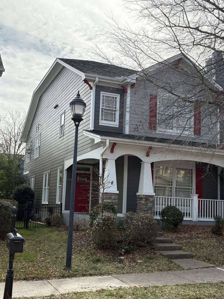 1012 Gold Rock Ln #1012