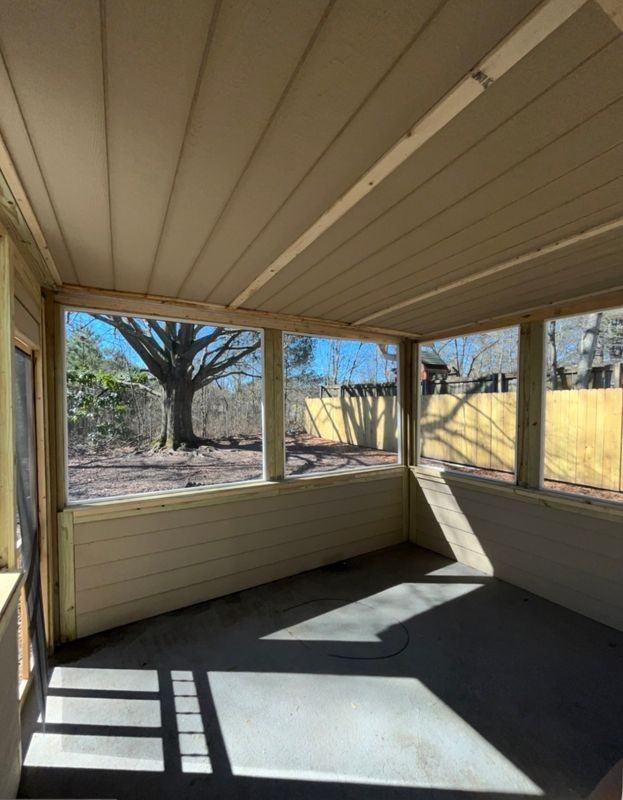 5810 Northfield Dr - Photo 4 of 5