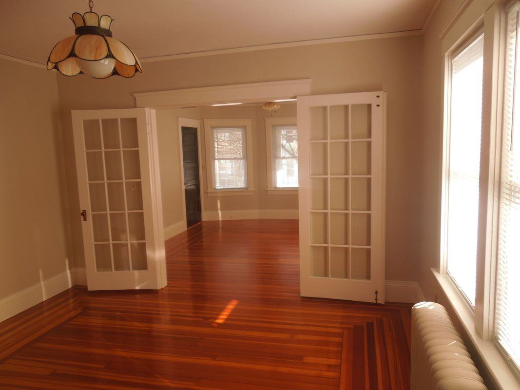 44 Gentian Ave - Photo 2 of 6