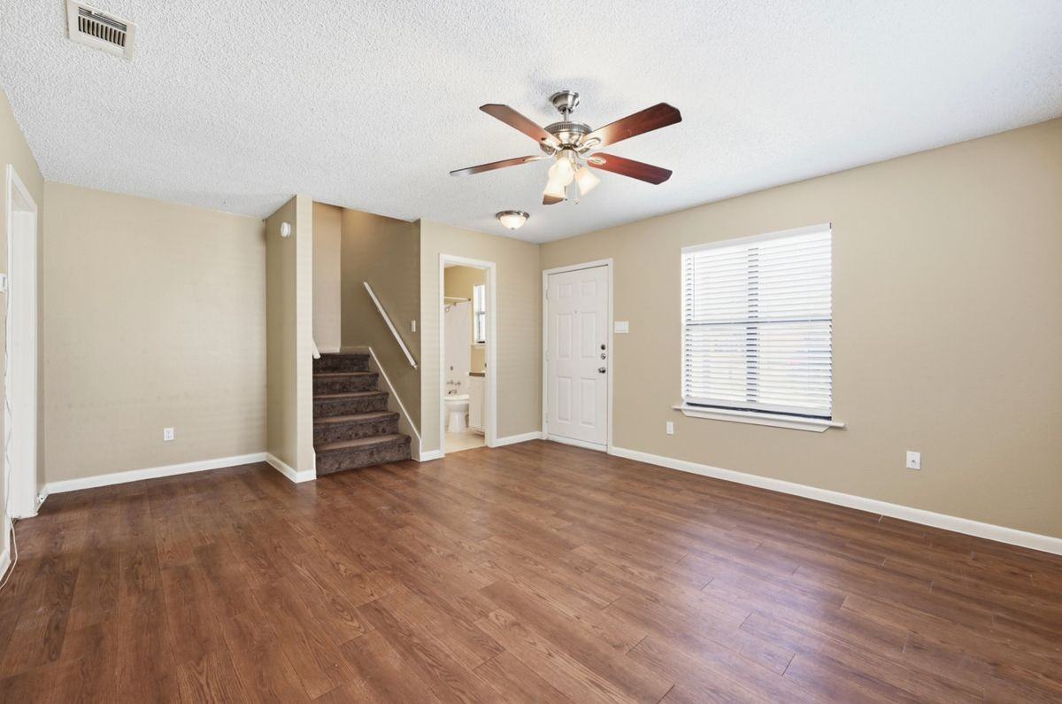 8011 Lazy Ln ##B - Photo 2 of 23