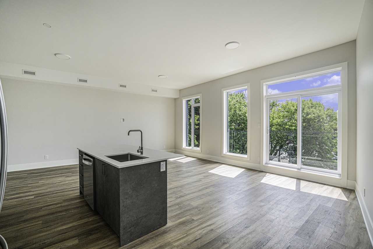 404 Eden Avenue - Photo 5 of 9